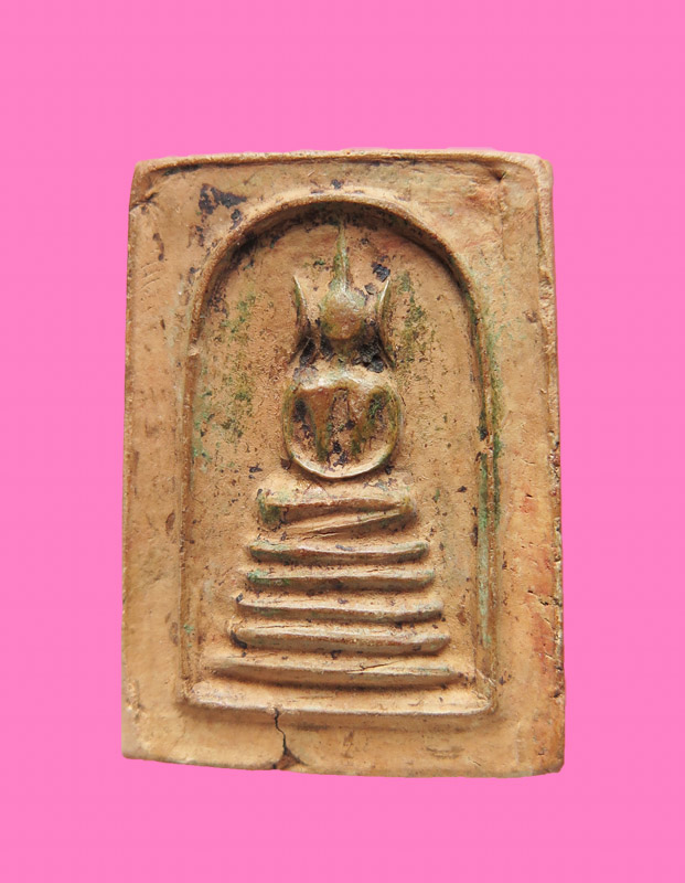 สมเด็จหูบายศรี สมาธิราบ เนื้อดิน เก่า