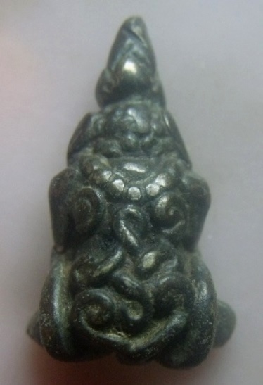 **เบา​ๆ​**พระปิดตามหาอุตม์ พิมพ์เศียรแหลม หลังยันต์ เนื้อสำริด เก่าๆ ไม่ทราบที่**เนื้อจัด สวยๆ