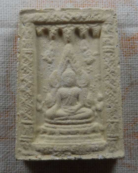 พระผงพระพุทธชินราช วัดพระศรีรัตนมหาธาตุวรมหาวิหาร จ.พิษณุโลก