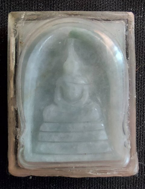 พระหยกพ่อท่านธรรมรัติ วัดชากใหญ่ อ.แหลมสิงห์ จ.จันทบุรี