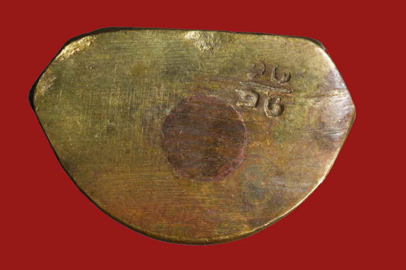 หลวงพ่อเงินวัดท่าบัวทอง ปี2515 พิมพ์นิยมฐานเตี้ย เก่า แท้ ดูง่าย อุดกริ่ง ตอกโค๊ตชัดเจน