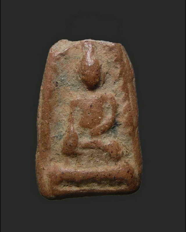 พระสรรค์นั่งไหล่ยก กรุวัดท้ายย่าน จ.ชัยนาท