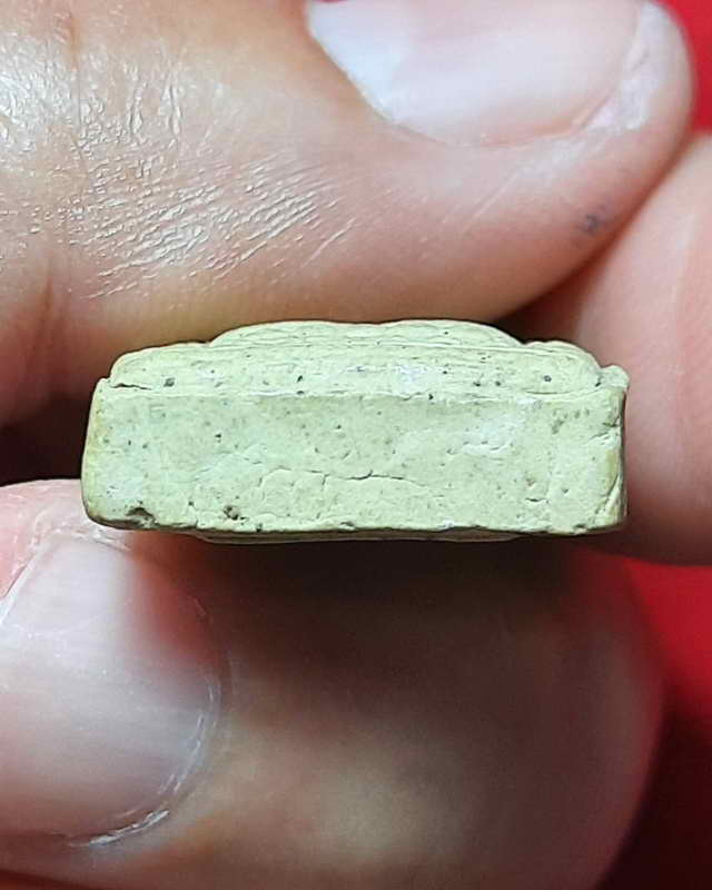 พระพุทธปางประธานพร หลวงพ่อดัด วัดท่าโบสถ์ รุ่นกุฏิระเบิด 