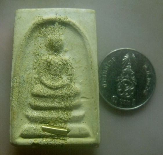 **เบาๆ**พระสมเด็จ ๑๐๐ ปี วัดบวรฯ พิมพ์เกศทะลุซุ้ม โรยตะไบทอง ฝังตะกรุด หลังโค้ด**สวยๆ