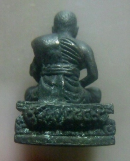 **เบาๆ**รูปหล่อหลวงพ่อเที่ยง ฐิตธมฺโม วัดราษฎร์ศรัทธาราม จ.ปทุมธานี ปี ๒๕๔๙**ตอกโค้ด สวยๆ