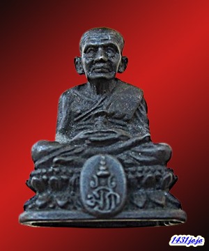 รูปหล่อหลวงปู่ทวด มวก. เนื้อนวะโลหะกลับดำ รุ่นเฉลิมพระเกียรติ ปี 2544 ปลุกเสกใหญ่ 2 วาระ วัดช้างให้ 