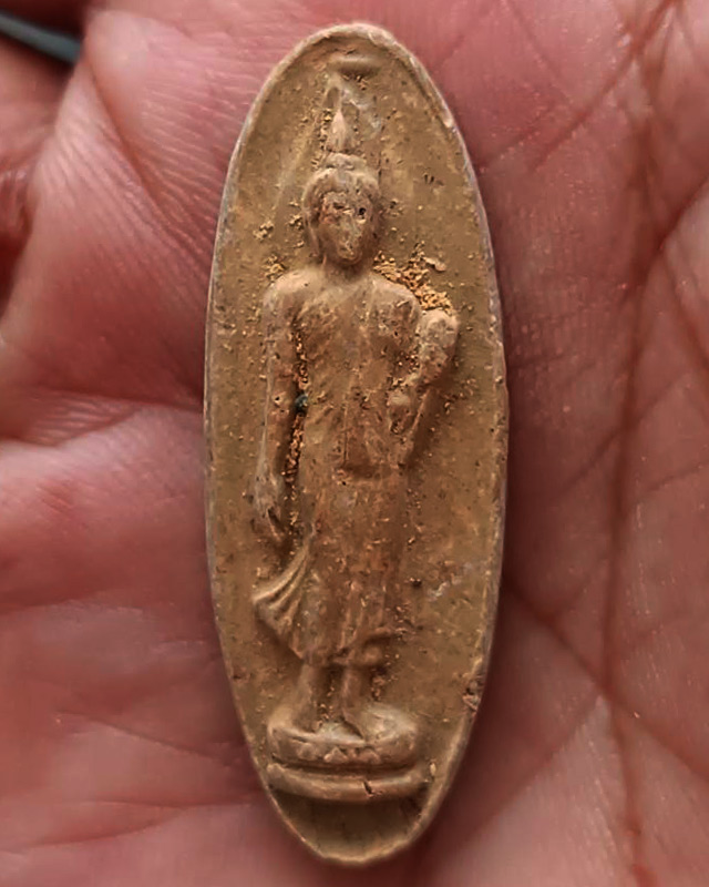 พระ 25 พุทธศตวรรษ เนื้อดินแร่ พิมพ์ร่มโพธิ์ร่มไทร พิมพ์นิยม หายากมาก