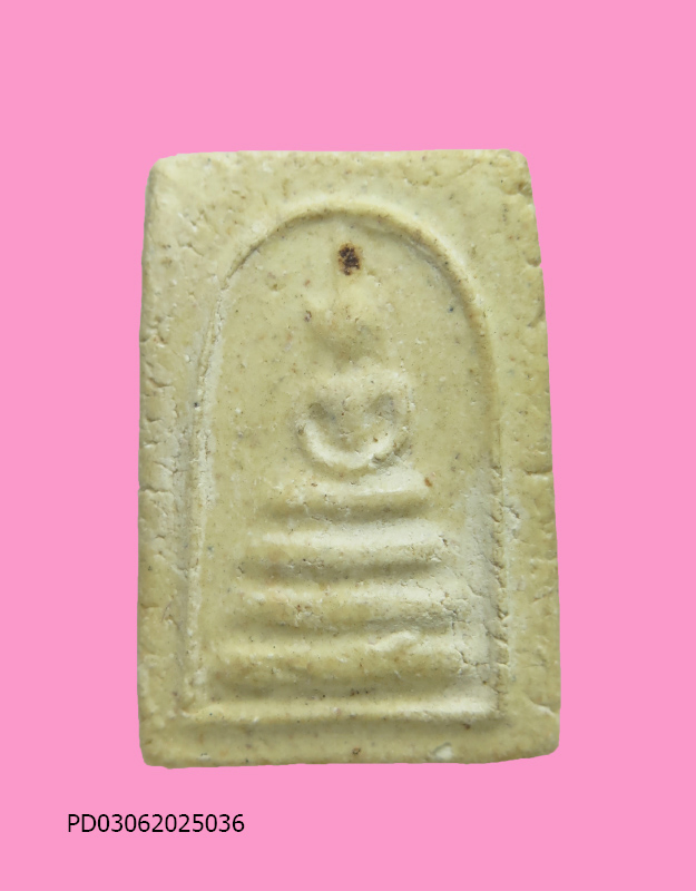 พระสมเด็จ สามชั้น หูบายศรี หลังยันต์ สาริกา หลวงปู่เผือก วัดกิ่งแก้จ.สมุทรปราการ รุ่นสร้างเจดีย์ 