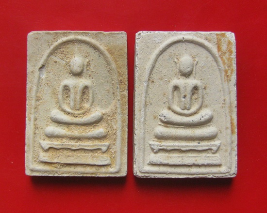 พระสมเด็จแช่น้ำมนต์ หลวงพ่อเกษม รุ่นพุทธคุณ ฝังตะกรุดสังฆวานร พระ 20 กว่าปี มวลสารดี 