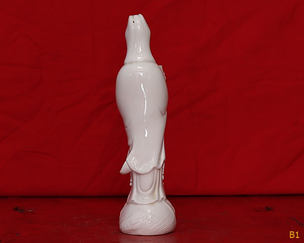 พระบูชาเจ้าแม่กวนอิม สูง 11 นิ้ว