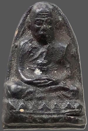 *รูปเหมือนหลวงพ่อทาบ วัดกระบกขึ้นผึ้ง ระยอง ปี๒๕๐๕ เนื้อดินจุ่มรักทาสีผึ้งเขียว*