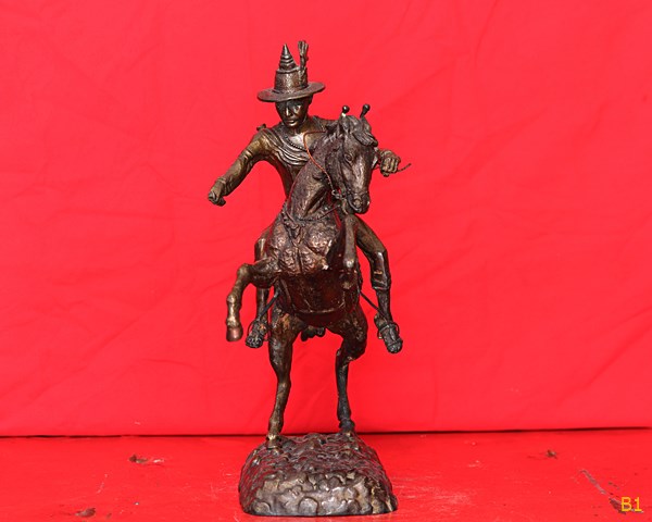 พระบูชาสมเด็จพระเจ้าตากสินทรงม้า (ดาบไม่อยู่)