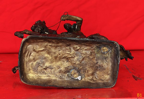 พระบูชาสมเด็จพระเจ้าตากสินทรงม้า (ดาบไม่อยู่)