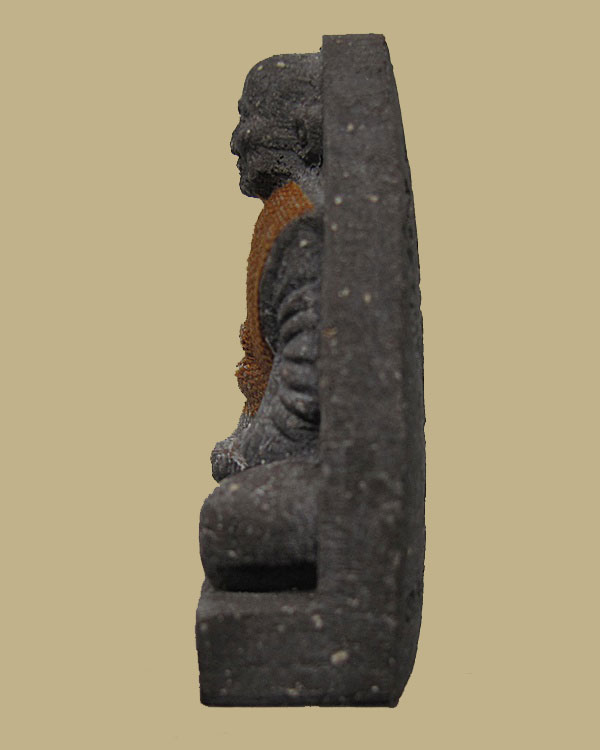 พระผงรูปเหมือน หลวงพ่อจรัญ พิมพ์ใหญ่ เกสา จีวร พ.ศ.2541 วัดอัมพวัน จ.สิงห์บุรี 