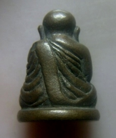 **เบา​ๆ**รูปหล่อหลวงพ่อเงิน หลวงพ่อทวีศักดิ์ (เสือดำ) ออกวัดต้นชุมแสง อ.ตะพานหิน จ.พิจิตร**ตอกโค้ด  