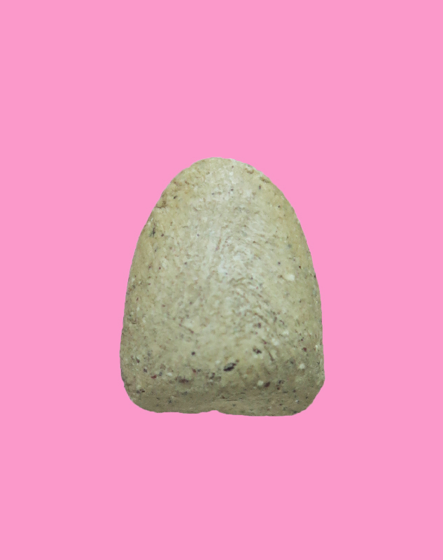 พระปิดตาเล็บมือ เนื้อผง