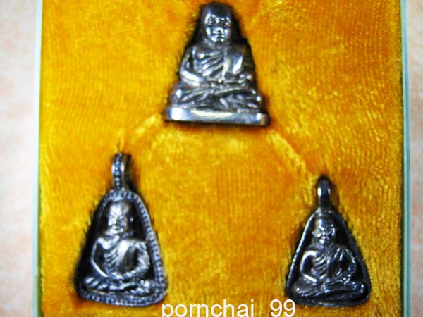 ชุดหลวงพ่อเงินบางคลานออกวัดท่าบัว ปี26 รุ่นศรัทธามหาลาภ