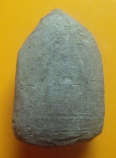 **เบา​ๆ​**หลวงปู่ทวดเนื้อว่านหลังเจดีย์ กรรมการ ฝังตะกรุด 9 ดอก อาจารย์นอง วัดทรายขาว ปี ๒๕๓๕**