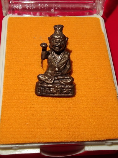 พระฤาษีหน้าเสือ หลวงปู่คีย์ วัดศรีลำยอง จ.สุรินทร์