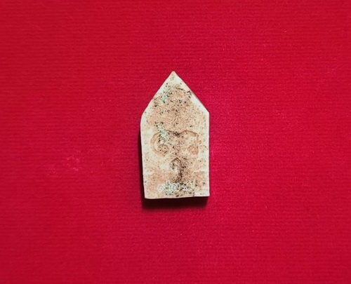 พระขุนแผน เคลือบสังคโลก รุ่นมั่งมีทรัพย์ ปี 2554 หลวงพ่อหวล วัดพุทไธศวรรย์ (พิมพ์เล็ก)