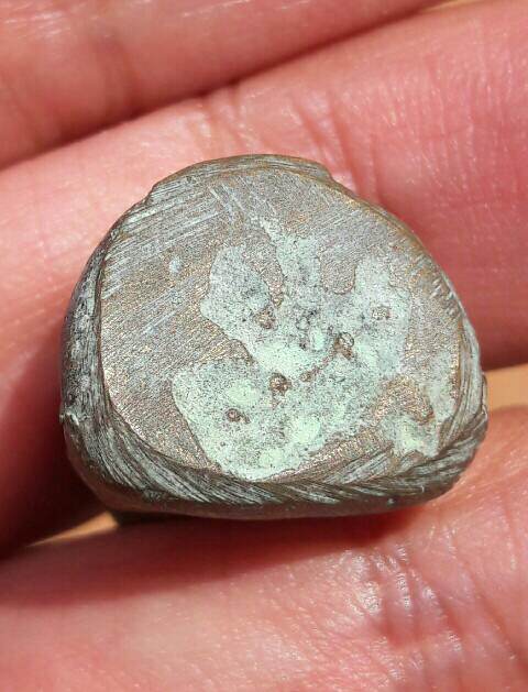 หลวงพ่อเงิน วัดบางคลาน อ.โพทะเล จ.พิจิตร กล่องเดิมๆ เก่าเก็บ มาพร้อมขี้เบ้าเต็มๆ เคาะเดียว   