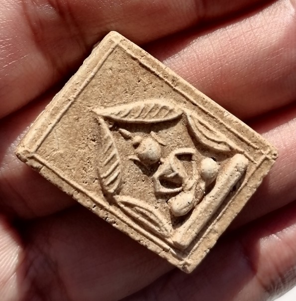 สมเด็จพิมพ์แหวกม่าน​ หลวงพ่อแฉ่ง​ วัดบางพัง​ จ.นนทบุรี ปี​ 2495​ เคาะเดียว     