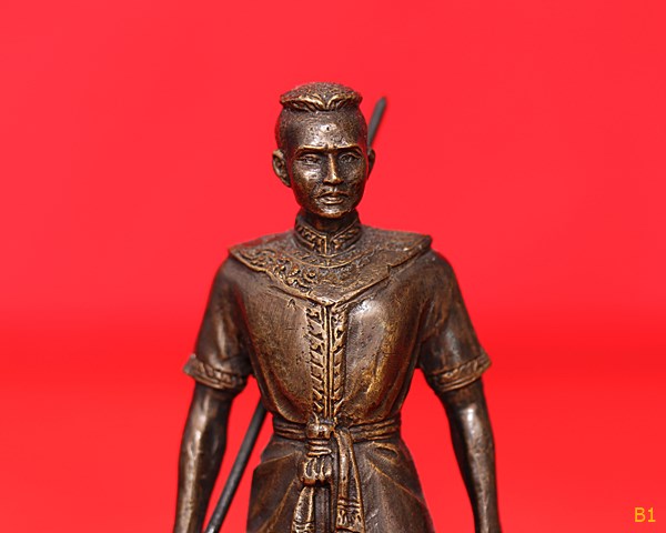 พระเอกาทศรส สูง 5 นิ้ว