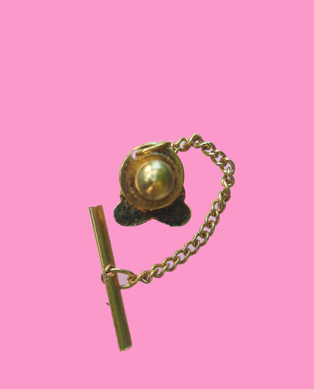 พระปิดตา (ตุ้งติ้ง) ติดเนคไท้ 