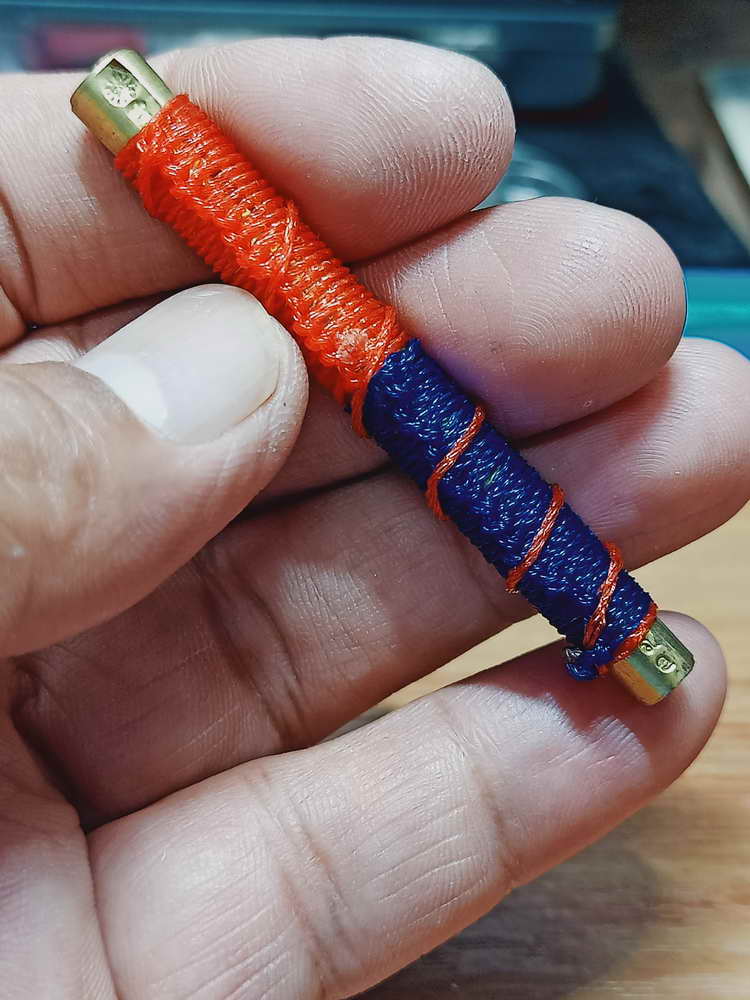 4-95 ตะกรุดโสรถสาริกา สังข์ทองเรียกทรัพย์ รุ่นแรก หลวงปู่สี จ.มุกดาหาร 2561 ยาว 2.5 นิ้ว กล่องเดิม 