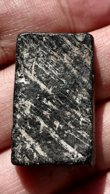 พระสมเด็จแหวกม่าน  หลวงพ่อกวย วัดโฆสิตาราม เนื้อดินผสมผงใบลาน​ ยุคต้น​ เคาะเดียว     