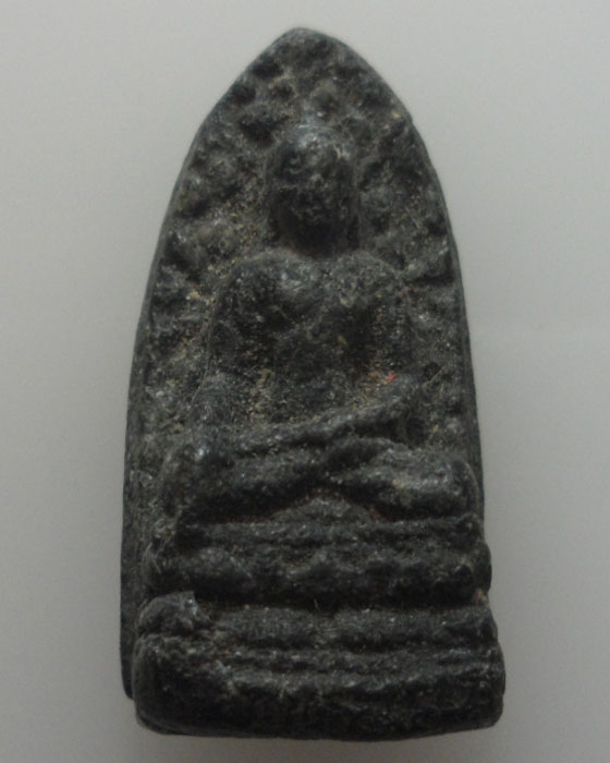 *** จ.เชียงใหม่ *** พระรอด ครูบาเจ้าเทือง นาถสีโล วัดบ้านเด่น 