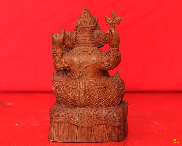 พระพิฆเนศเนื้อไม้