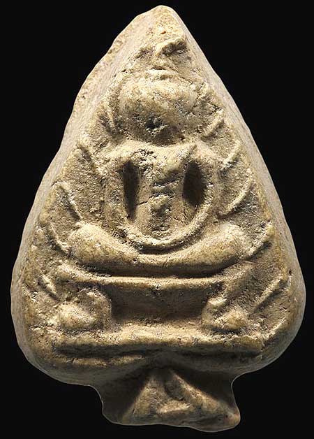 *พระผงอินโดจีน หลวงพ่อสุพจน์ วัดสุทัศน์ฯ ปี๒๔๘๕ พิมพ์ใบโพธิ์ หลังยันต์*