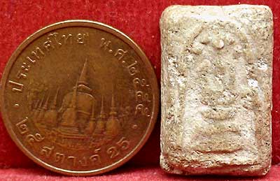 *ปรกโพธิ์จิ๋ว เนื้อผง หลวงพ่อพริ้ง วัดบางปะกอก*