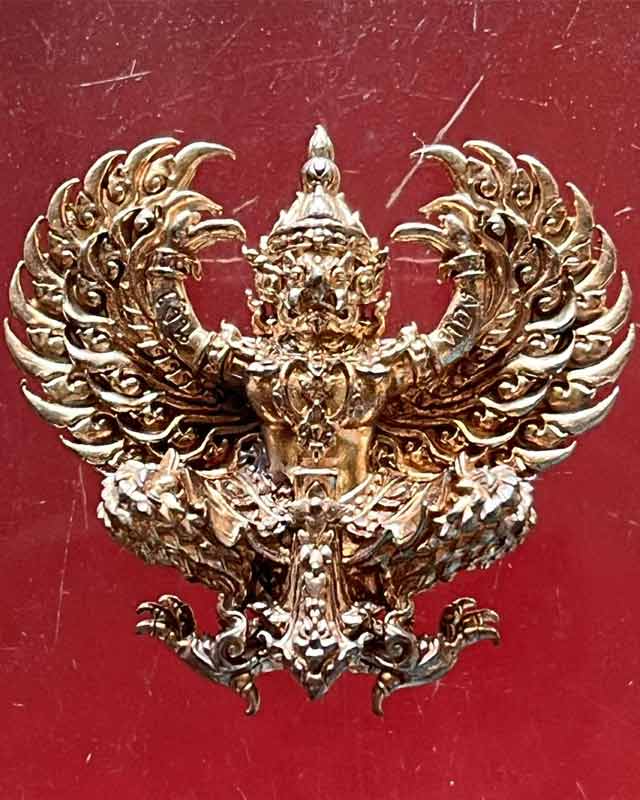 พญาครุฑ รุ่นรวยหมื่นล้าน เนื้อนวะโลหะ หลวงพ่อพัฒน์  นครสวรรค์ปี63 พิมพ์ใหญ่ ตอก 2 โค๊ต 