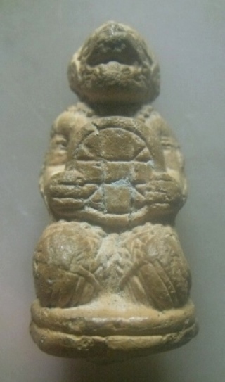 **เบาๆ**หนุมานอุ้มดวง เนื้อดินเผา ใต้ฐานอุดผงว่านมหามงคล 108 ฝังตะกรุดมหาปราบ วัดบางกะพ้อม ปี ๒๕๔๙*