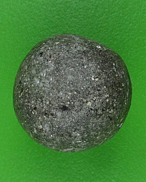 ลูกอมหลวงพ่อพริ้ง วัดบางมะกอก กทม. .B875.