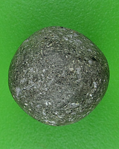 ลูกอมหลวงพ่อพริ้ง วัดบางมะกอก กทม. .B875.