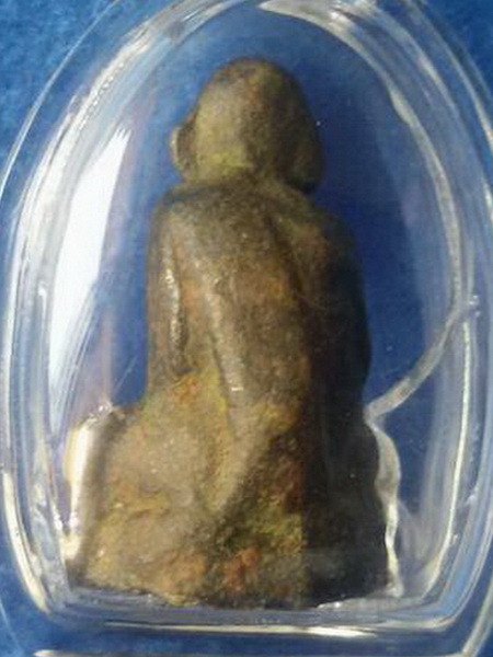 พระรูปหล่อหลวงพ่อเขียน ธมมรักขิโต วัดสำนักขุนเณร จ. พิจิตร