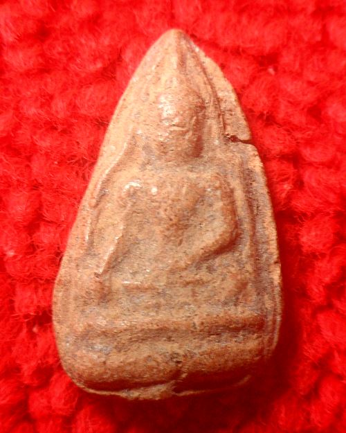 พระเนื้อดินวัดดักคะนน จ.ชัยนาท