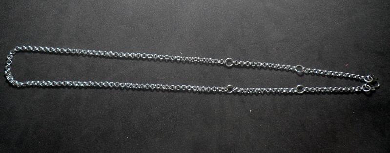 สร้อยคอแสตนเลสงานเก่า ยาวตลอดเส้น 24 นิ้ว คล้องพระ 5องค์