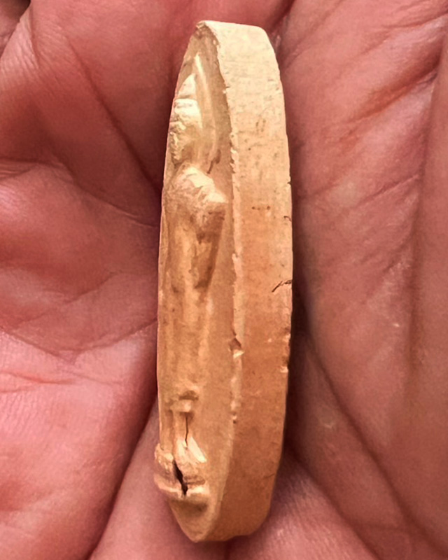 3.พระ 25 พุทธศตวรรษ เนื้อดินแร่ สีทูโทน