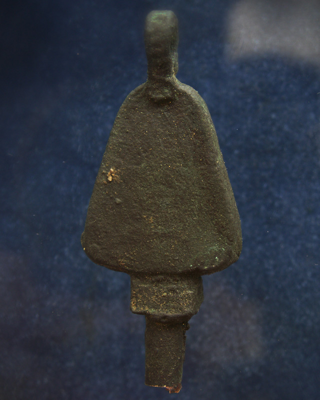 แท้ๆ จากวัด !!!เหรียญหล่อจอบใหญ่ หลวงพ่อเงิน รุ่นปืนแตก วัดคงคาราม (บางคลานใต้) ตัดจากช่อกรรมการ (2)