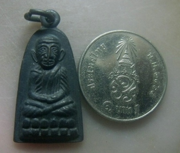 **เบาๆ**เหรียญหลวงปู่ทวด พิมพ์กลาง บัวหก รุ่นทะเลซุง ปี ๒๕๐๘**สวยๆ เชิญชมครับ