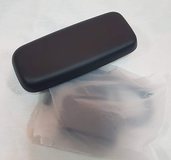 มือถือปุ่มกด TWC 2ซิม ทุกค่าย ใหม่ๆเลย มีวิทยุ ไฟฉาย แบตอึด อุปกรณ์ครบยกกล่องเลยครับ