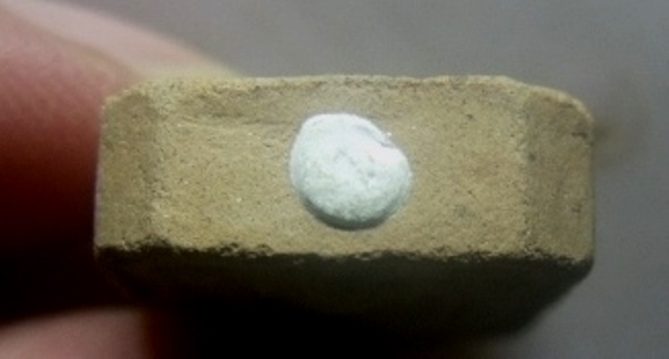 **เบาๆ**พระเนื้อดิน พิมพ์หลวงพ่อปาน ทรงไก่ วัดบางนมโค จ.อยุธยา รุ่นบูรณะอุโบสถ์ ปี ๒๕๔๘**สวยๆ