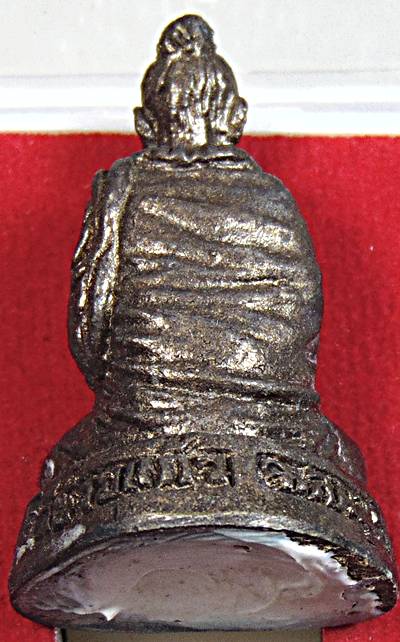 รูปหล่อปู่หมอชีวกโกมารภัจจ์ วัดห้วยแก้ว ลพบุรี