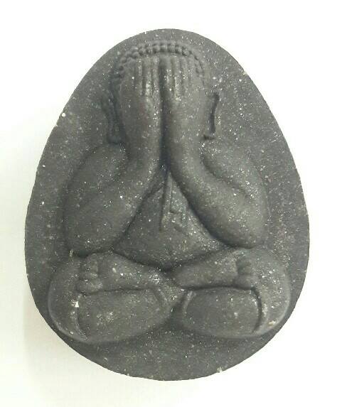 พระปิดตาจัมโบ้ ๒ หลวงปู่หมุน ฐิตสีโล วัดบ้านจาน จ.ศรีสะเกษ หมายเลข ๑๘๒๗ เคาะเดียว