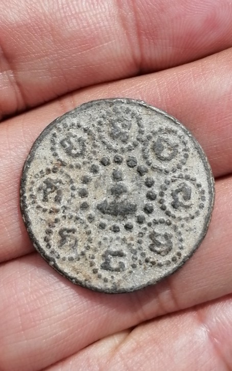 พระเนื้อชินไม่ทราบที่ เคาะเดียว    