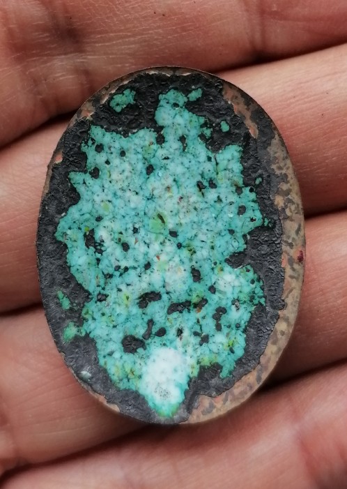 ล็อคเก็ตพิมพ์ใหญ่รูปไข่ หลวงปู่ทิม อิสริโก ออกวัดโพธิสัมพันธ์ ปี 2517 เคาะเดียว